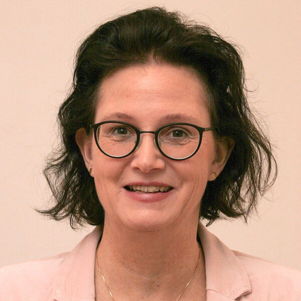 Katrin Behrend